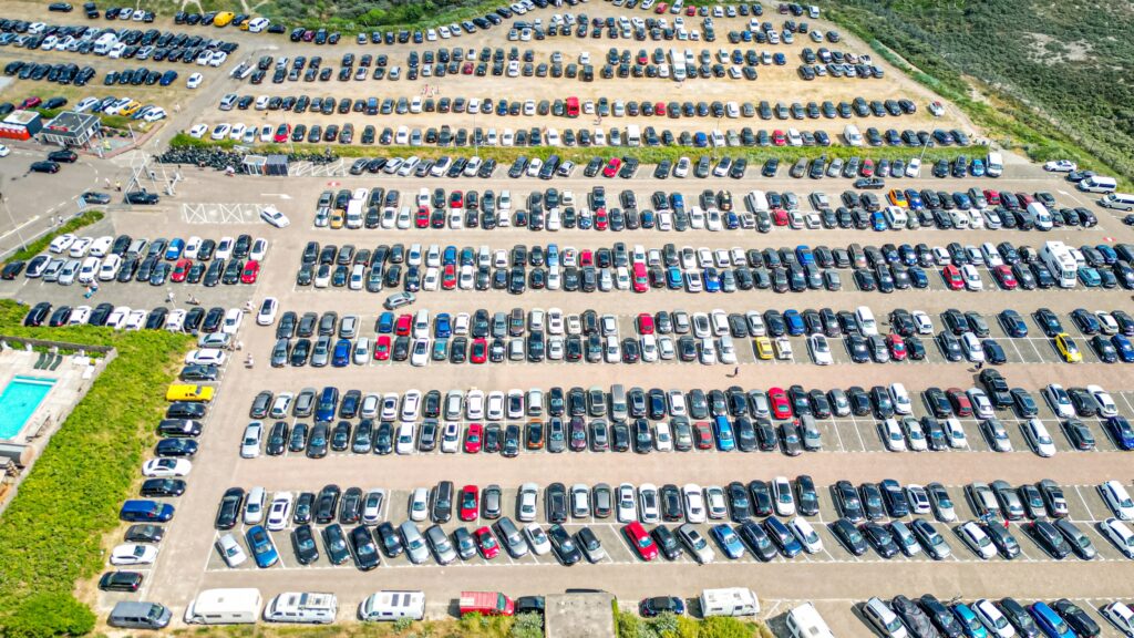Drone foto van parkeerterrein De Zuid